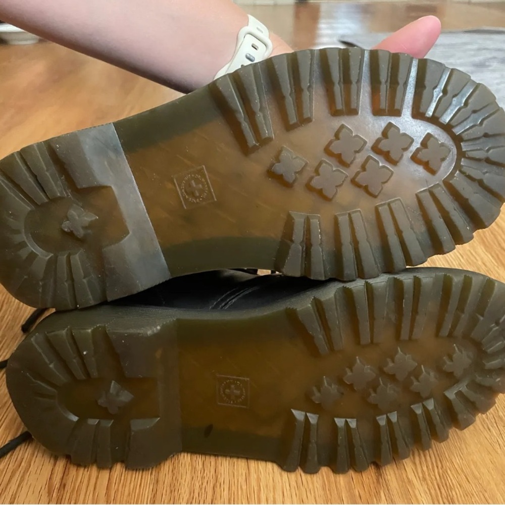 doc martens - Picture 4 of 4